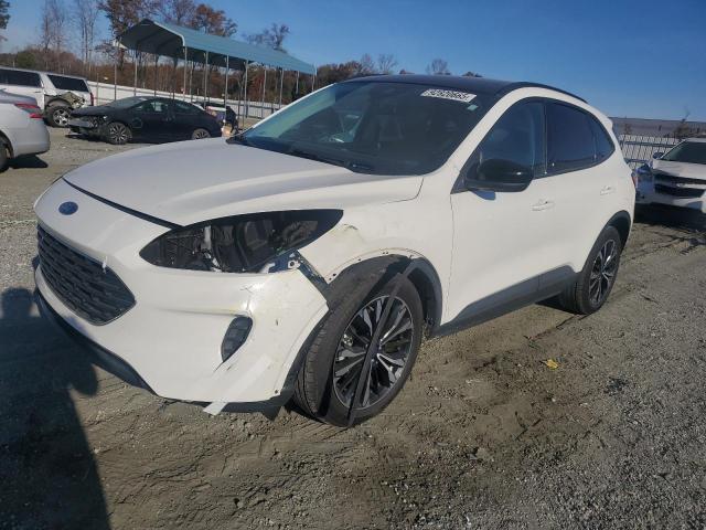 Photo 1 from auction – 2021 FORD ESCAPE SE with VIN 1FMCU0BZ2MUB21653