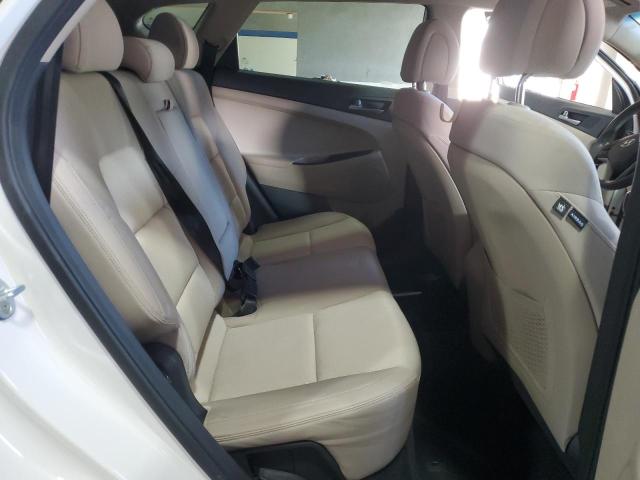 Photo 11 from auction – 2017 HYUNDAI TUCSON LIM with VIN KM8J33A40HU340280