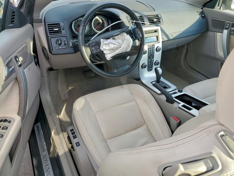 Photo 8 from auction – 2012 VOLVO C70 T5 with VIN YV1672MC2CJ127122