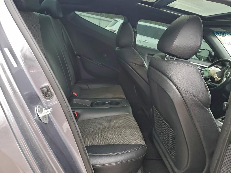 Photo 10 from auction – 2016 HYUNDAI VELOSTER with VIN KMHTC6AD5GU283826