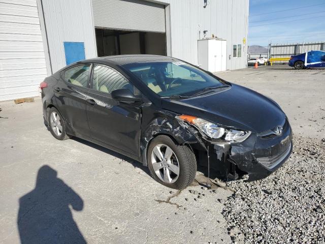 Photo 4 from auction – 2013 HYUNDAI ELANTRA GL with VIN 5NPDH4AEXDH212733