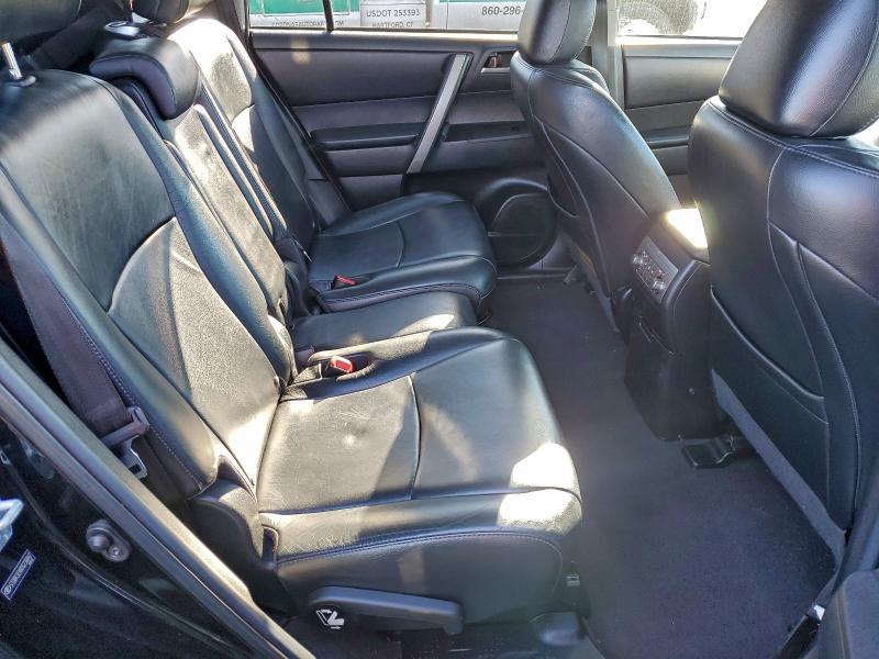 Photo 11 from auction – 2013 TOYOTA HIGHLANDER with VIN 5TDBK3EHXDS238847