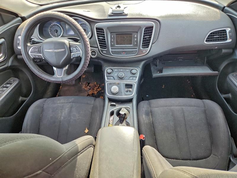 Photo 8 from auction – 2015 CHRYSLER 200 LIMITE with VIN 1C3CCCAB0FN631207