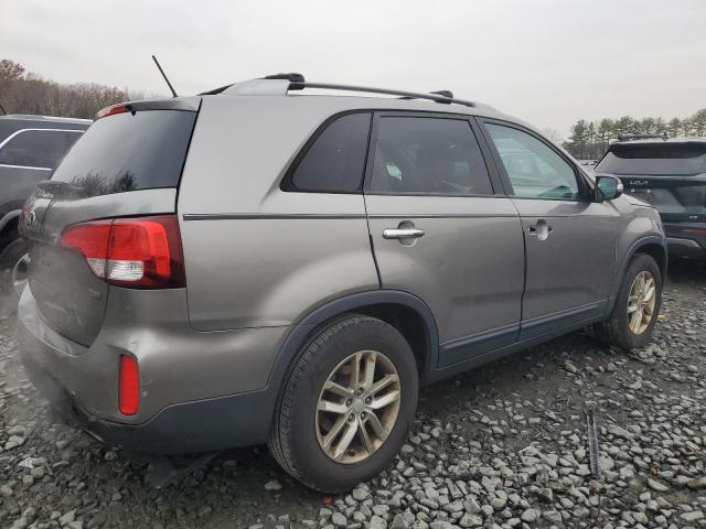 Photo 3 from auction – 2015 KIA SORENTO with VIN 5XYKT4A60FG631330