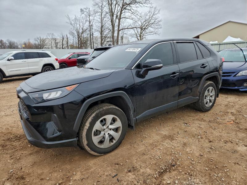 TOYOTA RAV4 LE 2022 with VIN 2T3G1RFV9NC286597 - Photo from auction