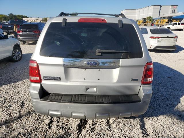 Photo 6 from auction – 2010 FORD ESCAPE LIM with VIN 1FMCU0EG3AKB21646