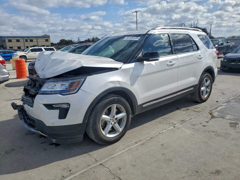 FORD EXPLORER X 2018 with VIN 1FM5K7D80JGA54959 - Photo from auction
