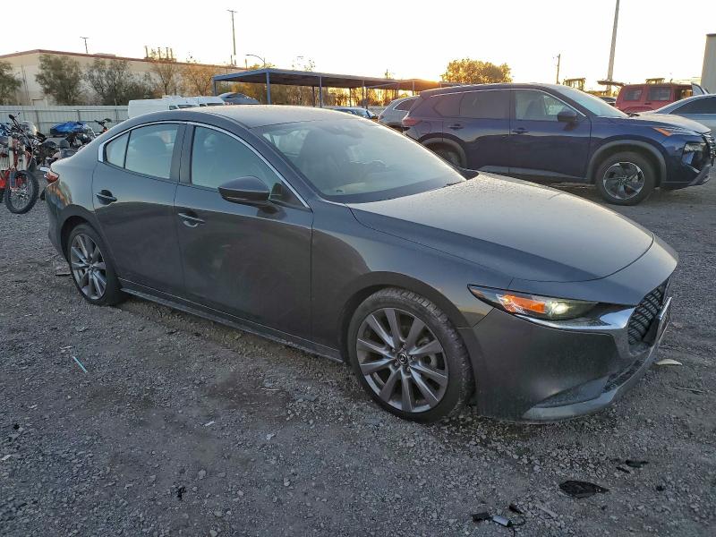 Photo 4 from auction – 2020 MAZDA 3 SELECT with VIN 3MZBPACL3LM132734