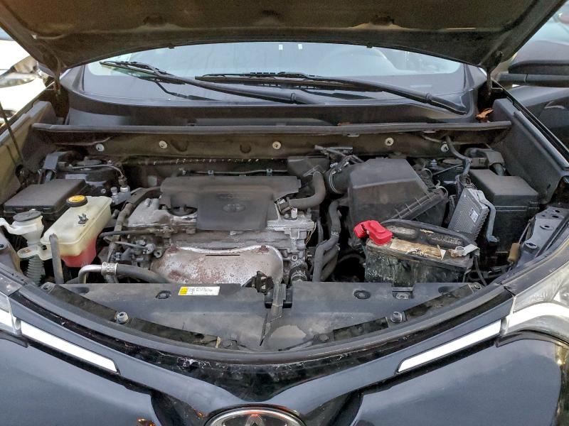 Photo 12 from auction – 2018 TOYOTA RAV4 LE with VIN 2T3BFREV2JW832369