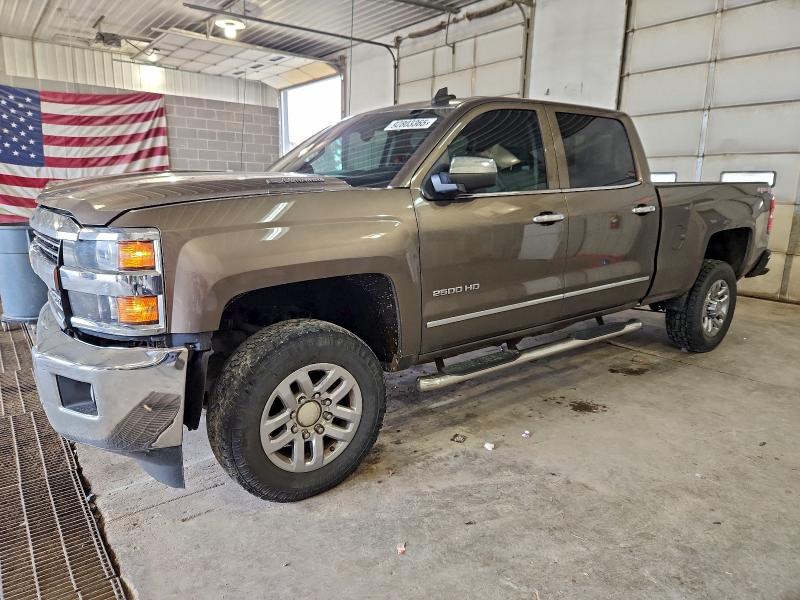 CHEVROLET SILVERADO 2015 con VIN 1GC1KWE86FF554682 - Foto de la subasta