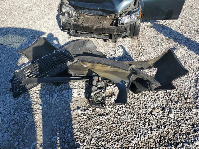 Photo 13 from auction – 2016 CHRYSLER TOWN & COU with VIN 2C4RC1BGXGR148459