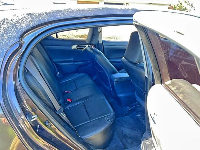 Photo 6 from auction – 2011 LEXUS CT 200 with VIN JTHKD5BH3B2032248