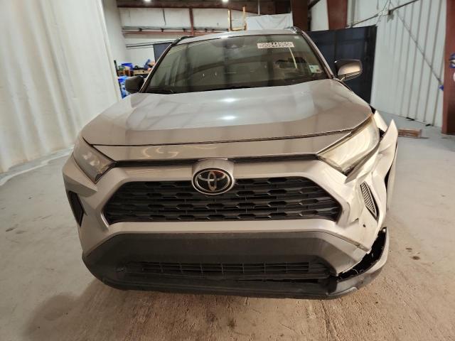 Photo 5 from auction – 2021 TOYOTA RAV4 LE with VIN 2T3H1RFV0MC099381