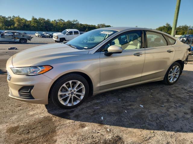 FORD FUSION SE 2019 with VIN 3FA6P0LU7KR221382 - Photo from auction