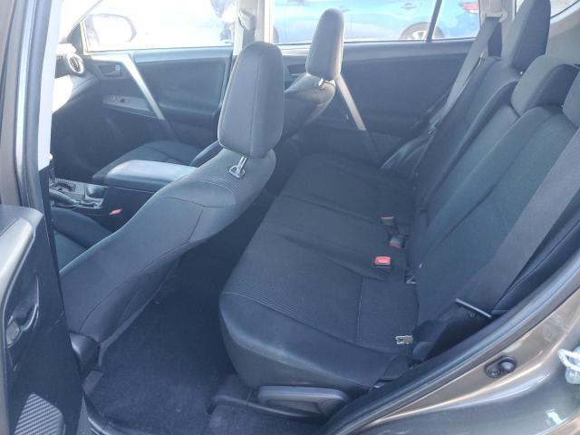 Photo 11 from auction – 2015 TOYOTA RAV4 LE with VIN 2T3BFREV7FW318265