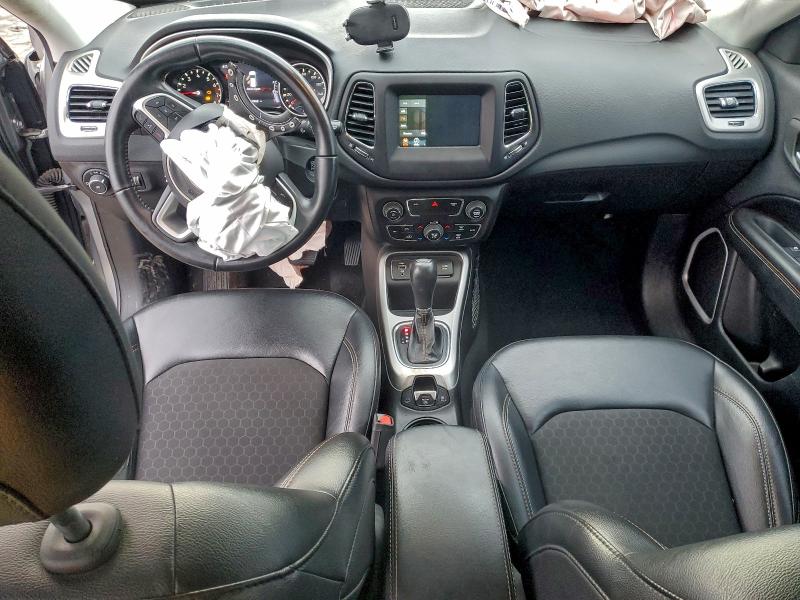 Photo 8 from auction – 2019 JEEP COMPASS with VIN 3C4NJCBB2KT692710