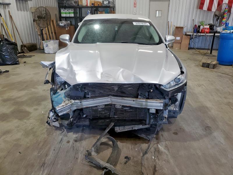 Photo 5 from auction – 2016 FORD FUSION SE with VIN 3FA6P0HD9GR147270