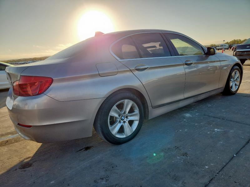 Фото 3 с аукциона – 2013 BMW 528 с VIN WBAXG5C50DDY35574
