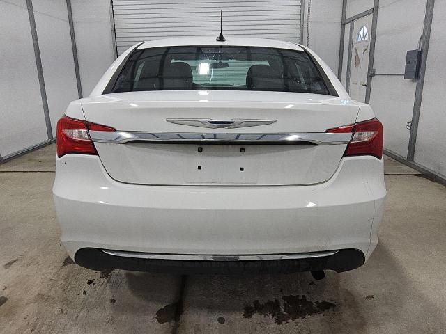 Photo 6 from auction – 2014 CHRYSLER 200 LX with VIN 1C3CCBAB9EN122287