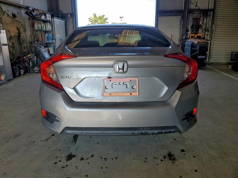 Photo 6 from auction – 2016 HONDA CIVIC EX with VIN 2HGFC2F78GH547168