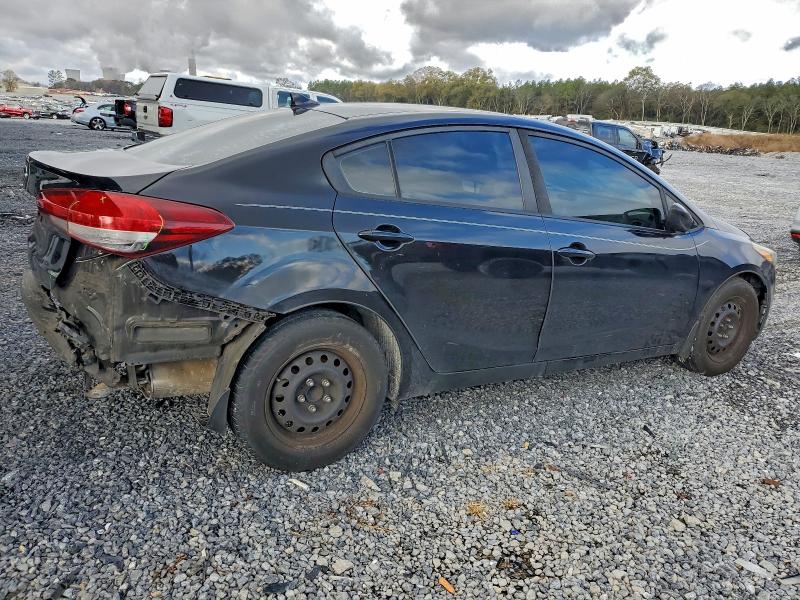 Photo 3 from auction – 2018 KIA FORTE LX with VIN 3KPFK4A74JE220323