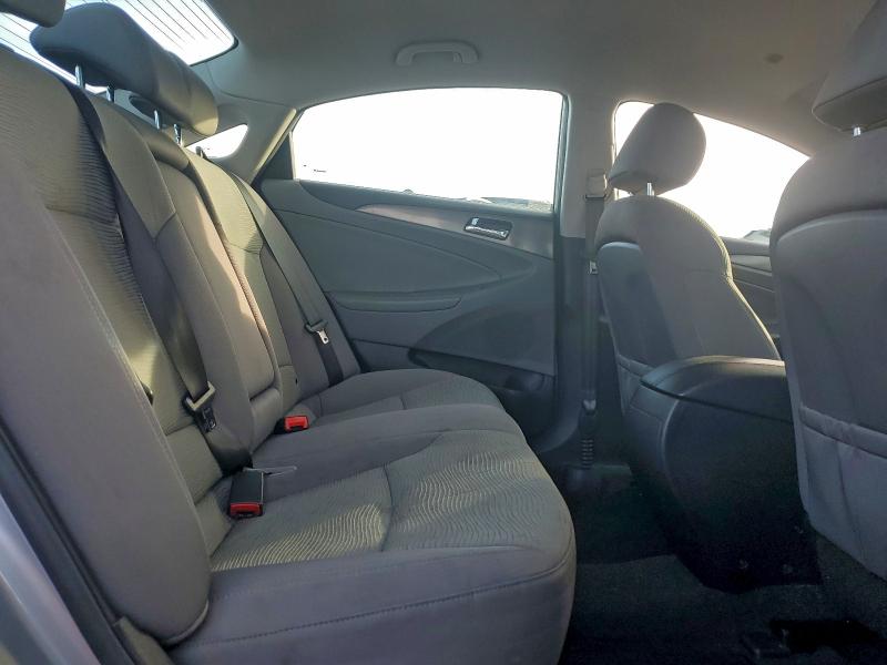 Photo 10 from auction – 2015 HYUNDAI SONATA HYB with VIN KMHEC4A42FA139261