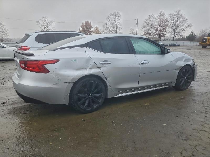 Photo 3 from auction – 2017 NISSAN MAXIMA 3.5 with VIN 1N4AA6AP2HC389319