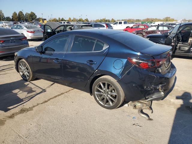Photo 2 from auction – 2018 MAZDA 3 TOURING with VIN 3MZBN1V38JM205662