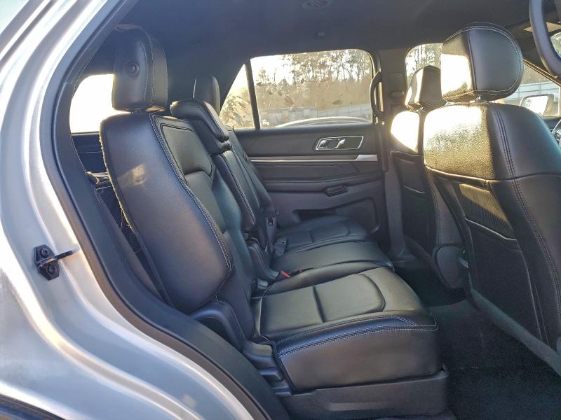 Photo 11 from auction – 2016 FORD EXPLORER L with VIN 1FM5K8F86GGB88144