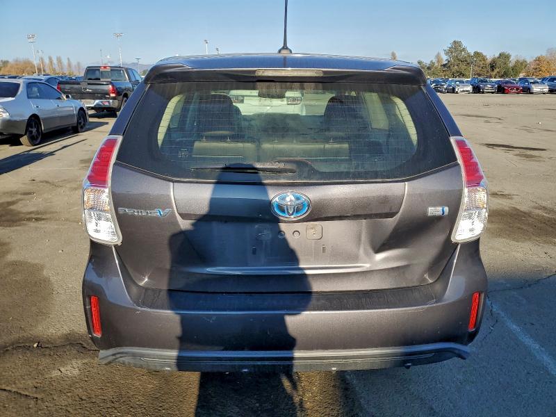 Photo 6 from auction – 2017 TOYOTA PRIUS V with VIN JTDZN3EU5HJ067477