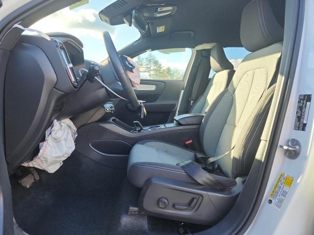 Photo 7 from auction – 2023 VOLVO XC40 CORE with VIN YV4L12UV8P2058932