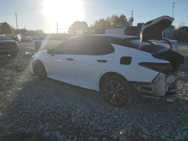 Photo 2 from auction – 2018 TOYOTA CAMRY with VIN 4T1B11HK9JU072841