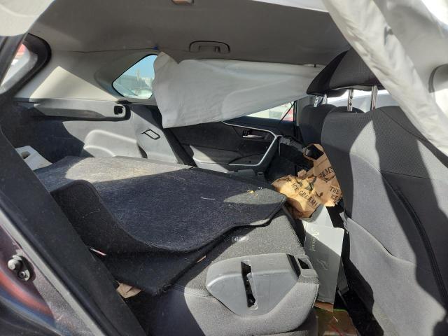 Photo 10 from auction – 2021 TOYOTA RAV4 XLE with VIN 2T3W1RFV8MC130786