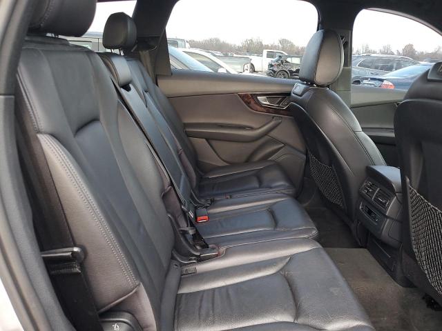 Photo 10 from auction – 2017 AUDI Q7 with VIN WA1LAAF74HD045509