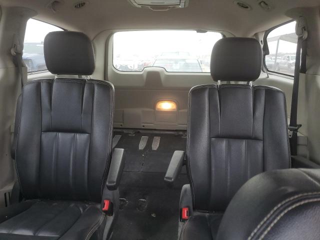Photo 10 from auction – 2014 CHRYSLER TOWN & COU with VIN 2C4RC1BG7ER435223