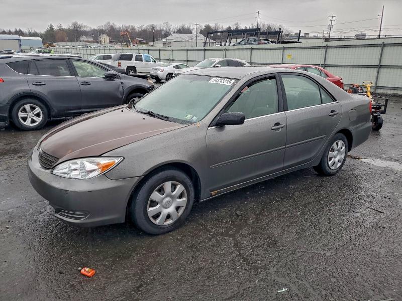 TOYOTA CAMRY LE 2003 with VIN JTDBE32K430164401 - Photo from auction