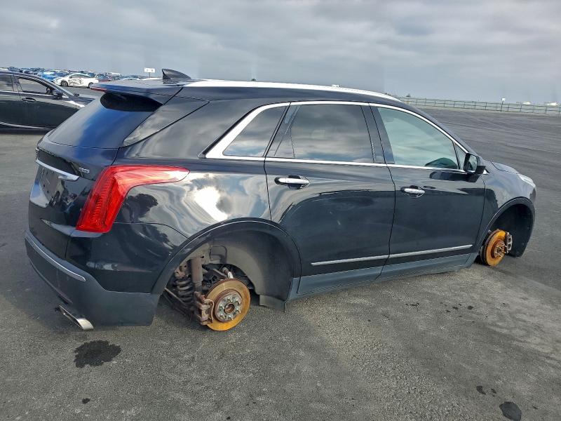 Photo 3 from auction – 2018 CADILLAC XT5 with VIN 1GYKNARS2JZ149456
