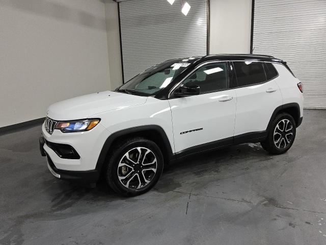 JEEP COMPASS LI 2024 con VIN 3C4NJDCNXRT596011 - Foto de la subasta