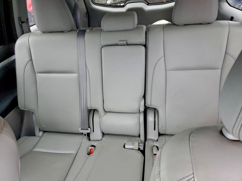 Photo 10 from auction – 2016 TOYOTA HIGHLANDER with VIN 5TDJKRFH6GS259096