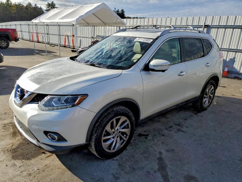 NISSAN ROGUE S 2015 with VIN 5N1AT2MVXFC775812 - Photo from auction