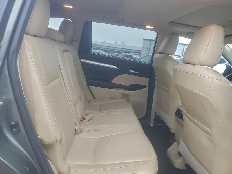 Zdjęcie 11 z aukcji – 2016 TOYOTA HIGHLANDER z VIN 5TDJKRFH4GS317321
