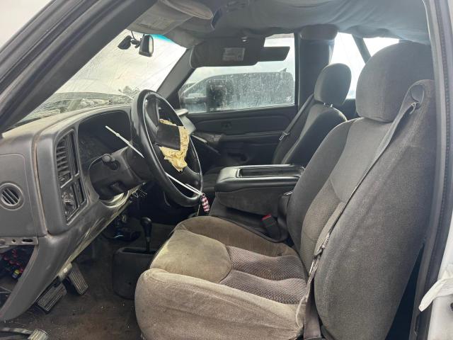 Photo 7 from auction – 2004 CHEVROLET SILVERADO with VIN 1GCHK292X4E331917