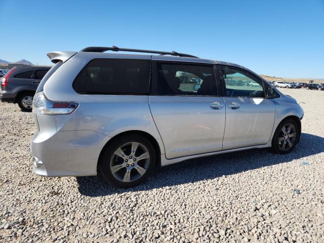 Photo 3 from auction – 2015 TOYOTA SIENNA SPO with VIN 5TDXK3DC4FS657940