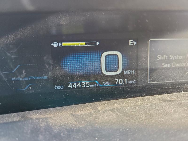 Photo 9 from auction – 2018 TOYOTA PRIUS PRIM with VIN JTDKARFP5J3103493