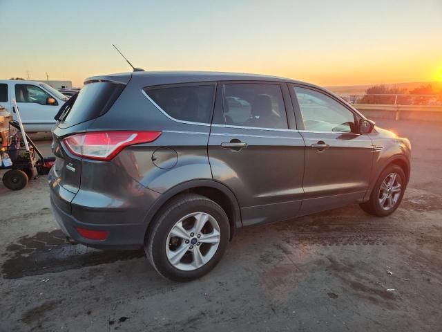 Photo 3 from auction – 2016 FORD ESCAPE SE with VIN 1FMCU0G98GUA54604