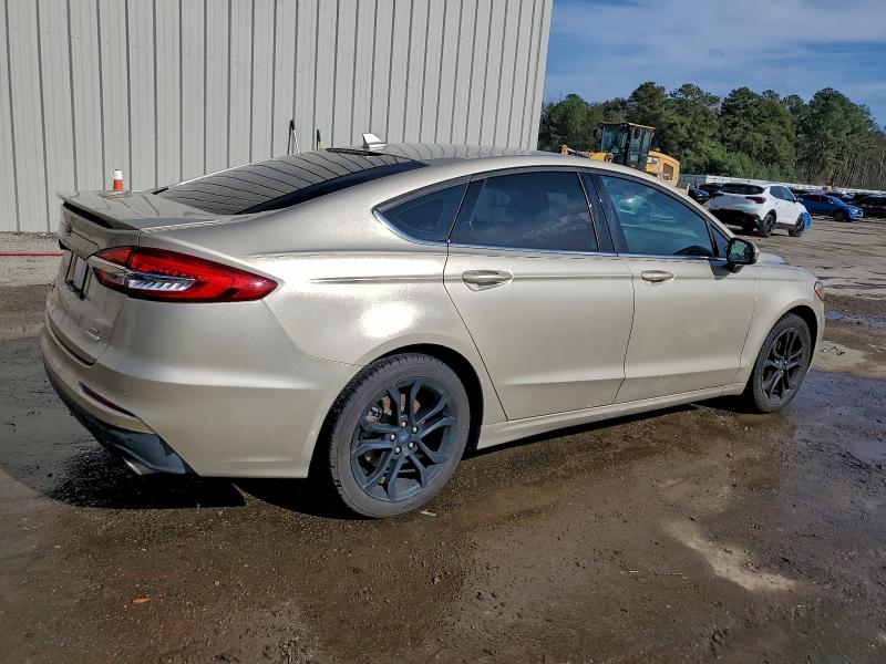 Photo 3 from auction – 2019 FORD FUSION SE with VIN 3FA6P0HD7KR280134