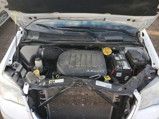 Photo 11 from auction – 2015 CHRYSLER TOWN & COU with VIN 2C4RC1BG7FR538384
