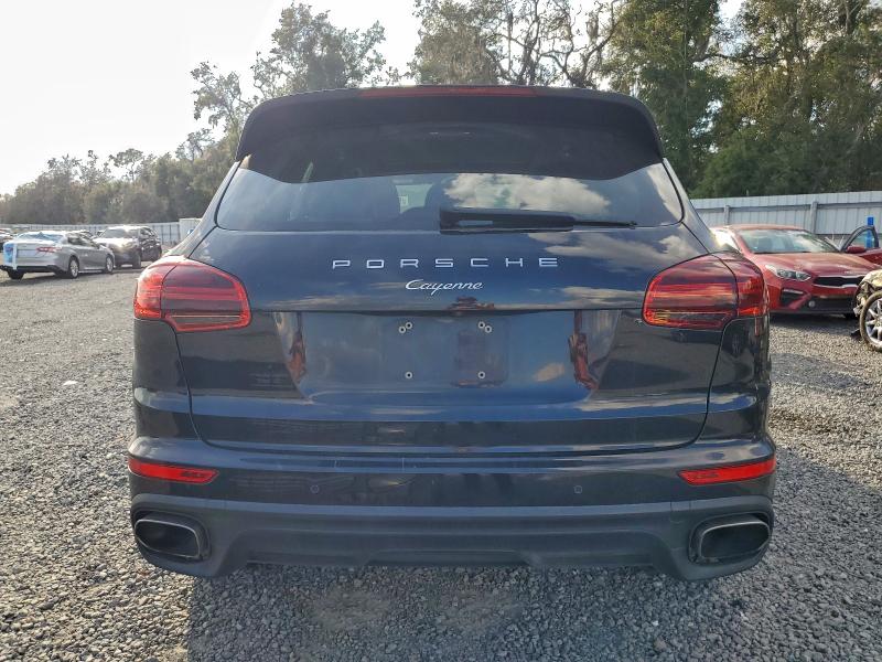 Photo 6 from auction – 2017 PORSCHE CAYENNE with VIN WP1AA2A20HKA88043