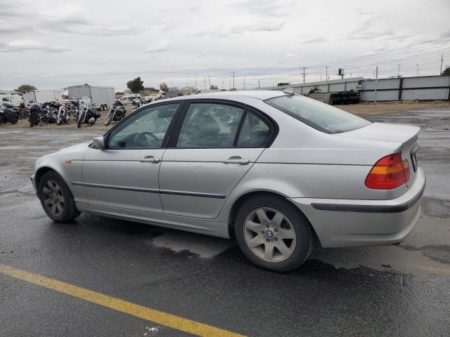 Photo 2 from auction – 2005 BMW 325 XI with VIN WBAEU33445PR14239