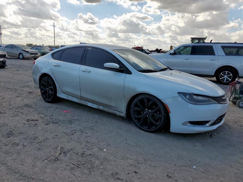 Photo 4 from auction – 2015 CHRYSLER 200 S with VIN 1C3CCCBB1FN614110